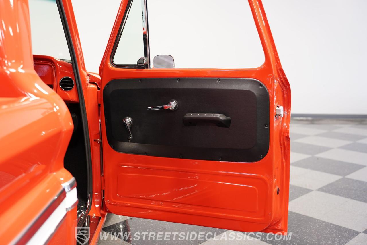 1966 Chevrolet C10 LS 5.3L Restomod