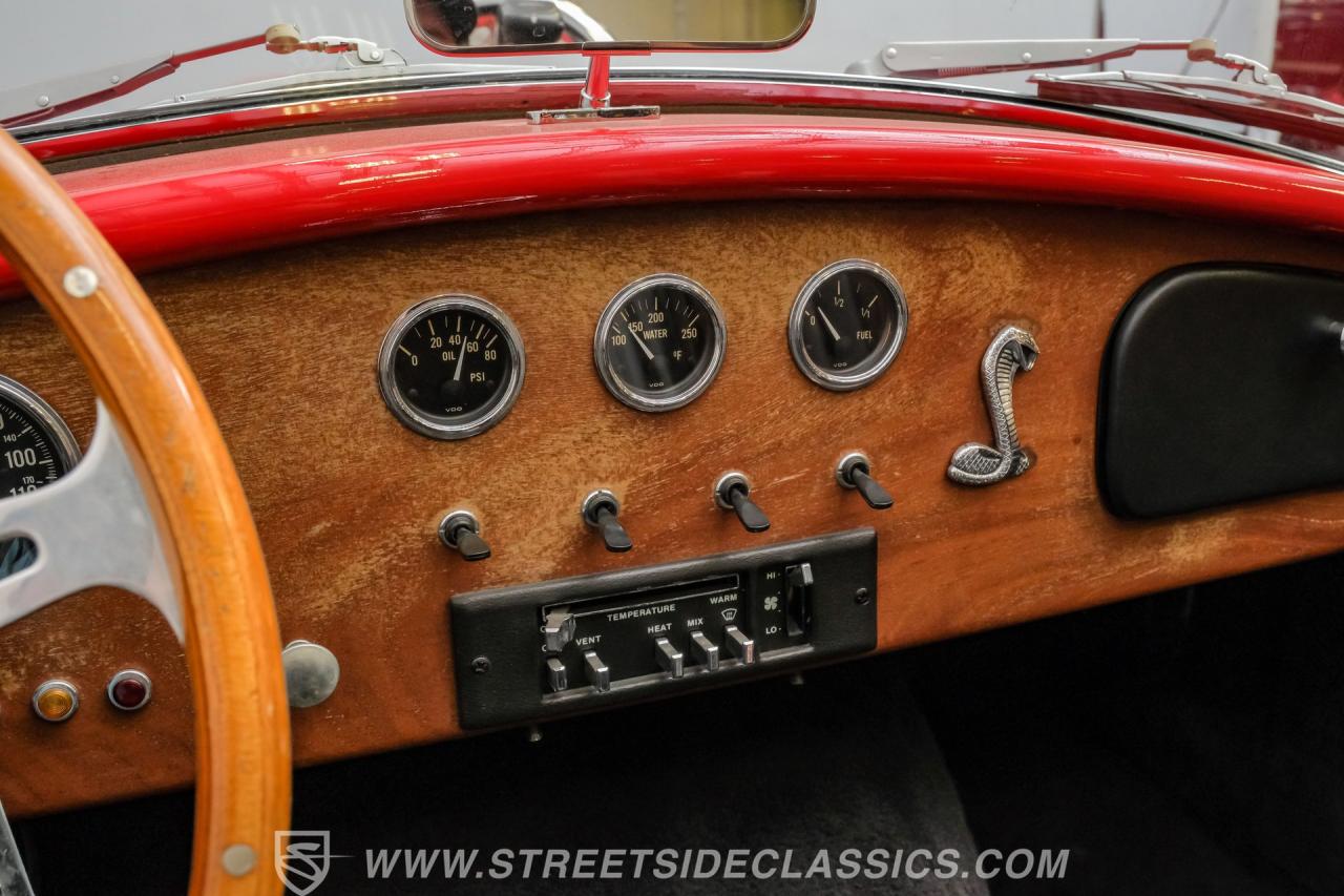 1965 Shelby Cobra Classic Roadster LTD