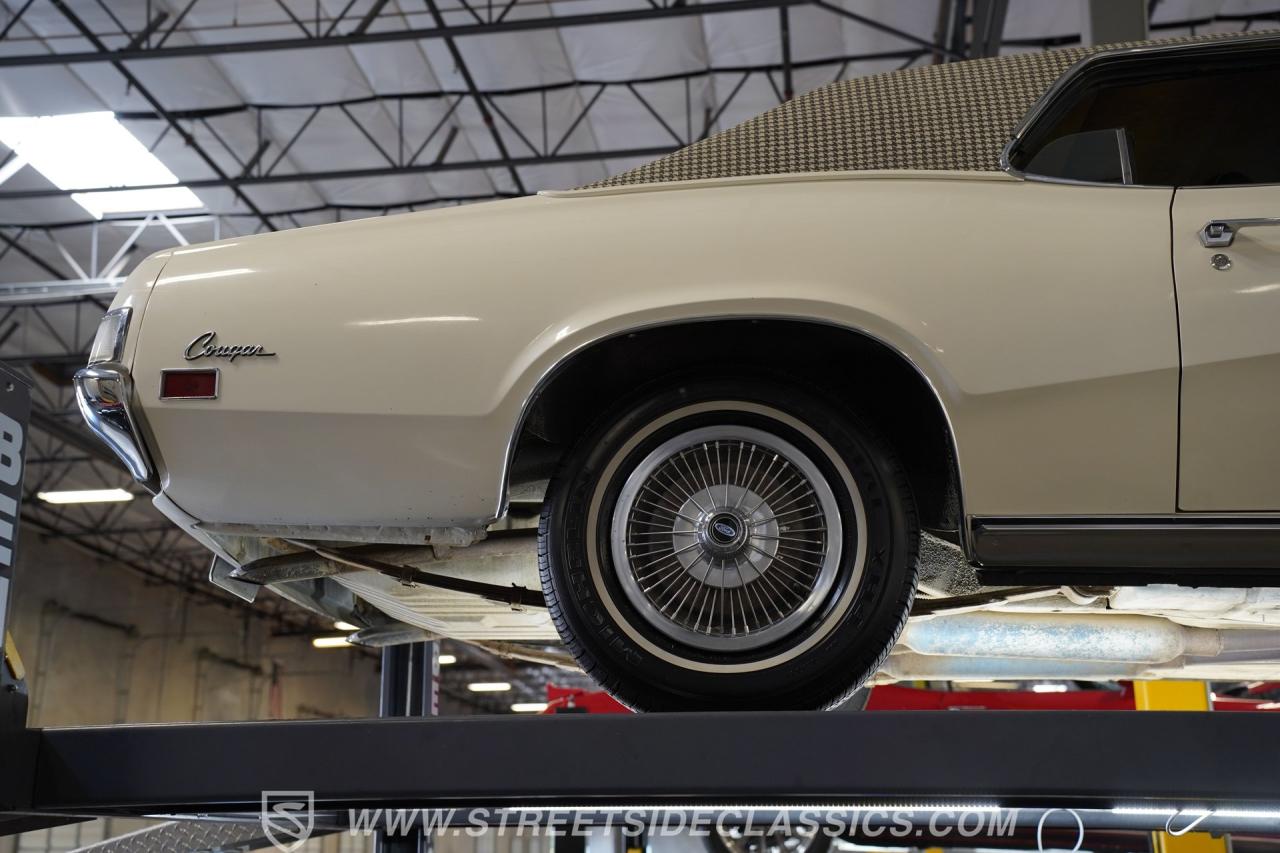 1970 Mercury Cougar XR7