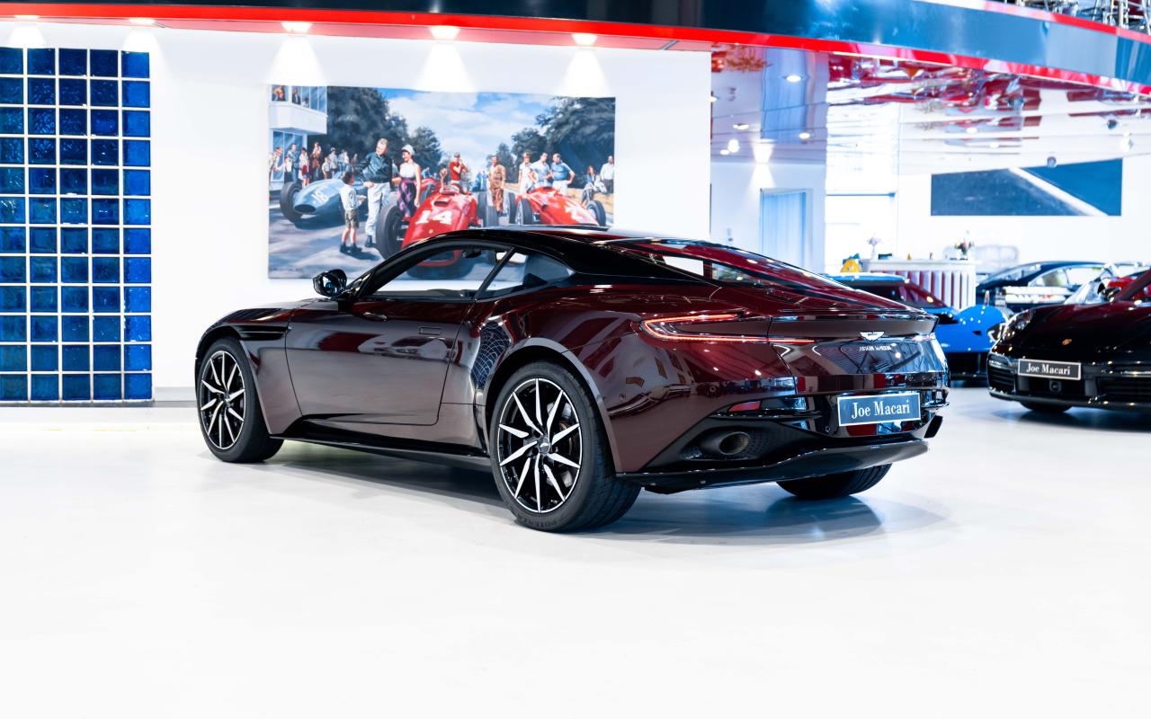 2019 Aston Martin DB11
