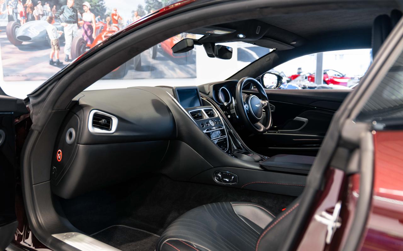 2019 Aston Martin DB11