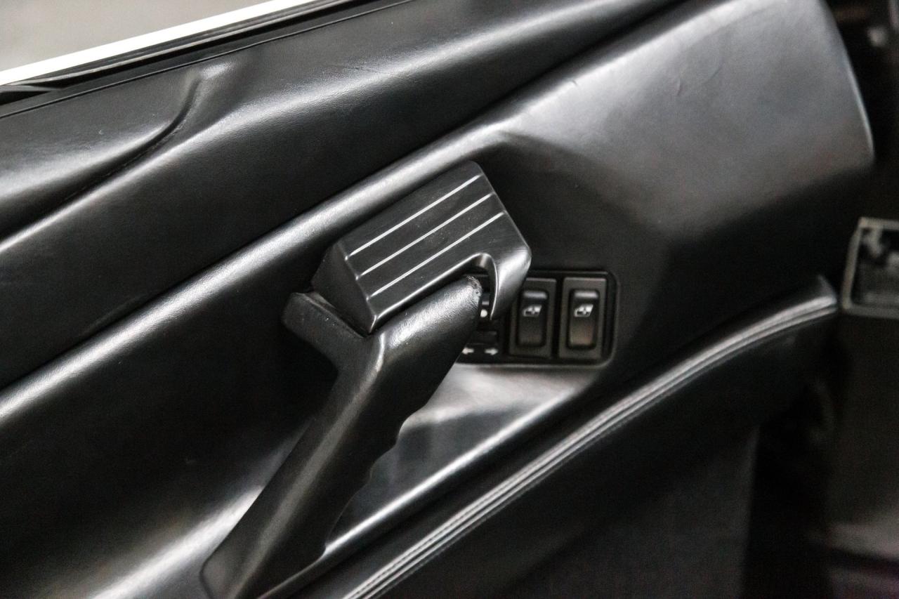 1990 Ferrari 348 TS