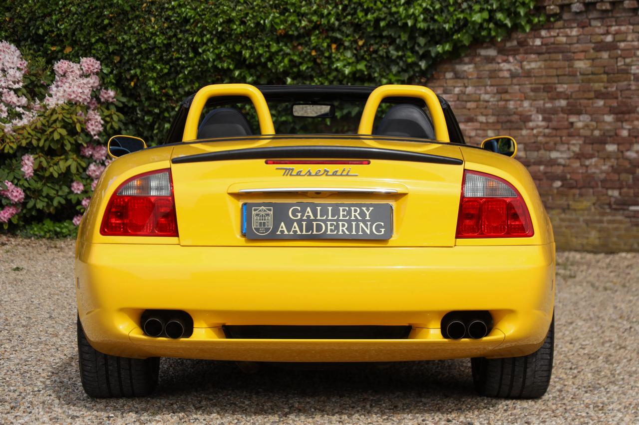 2004 Maserati Spyder 4200 GT &ldquo;In distinctive Giallo Granturismo&rdquo; MANUAL GEARBOX