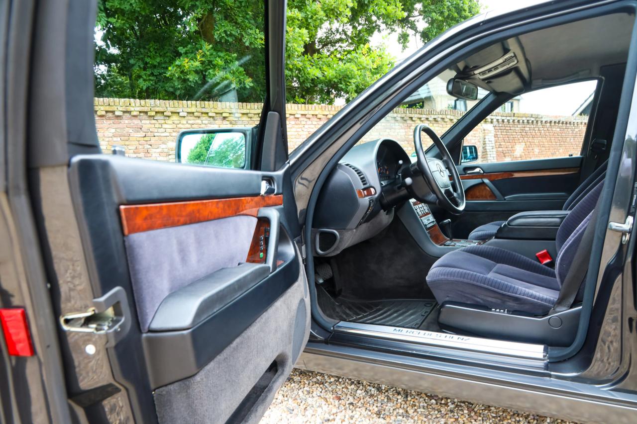 1991 Mercedes - Benz 400 SE &ldquo;The Cathedral&rdquo;