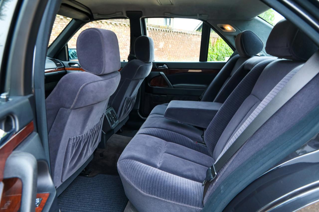 1991 Mercedes - Benz 400 SE &ldquo;The Cathedral&rdquo;