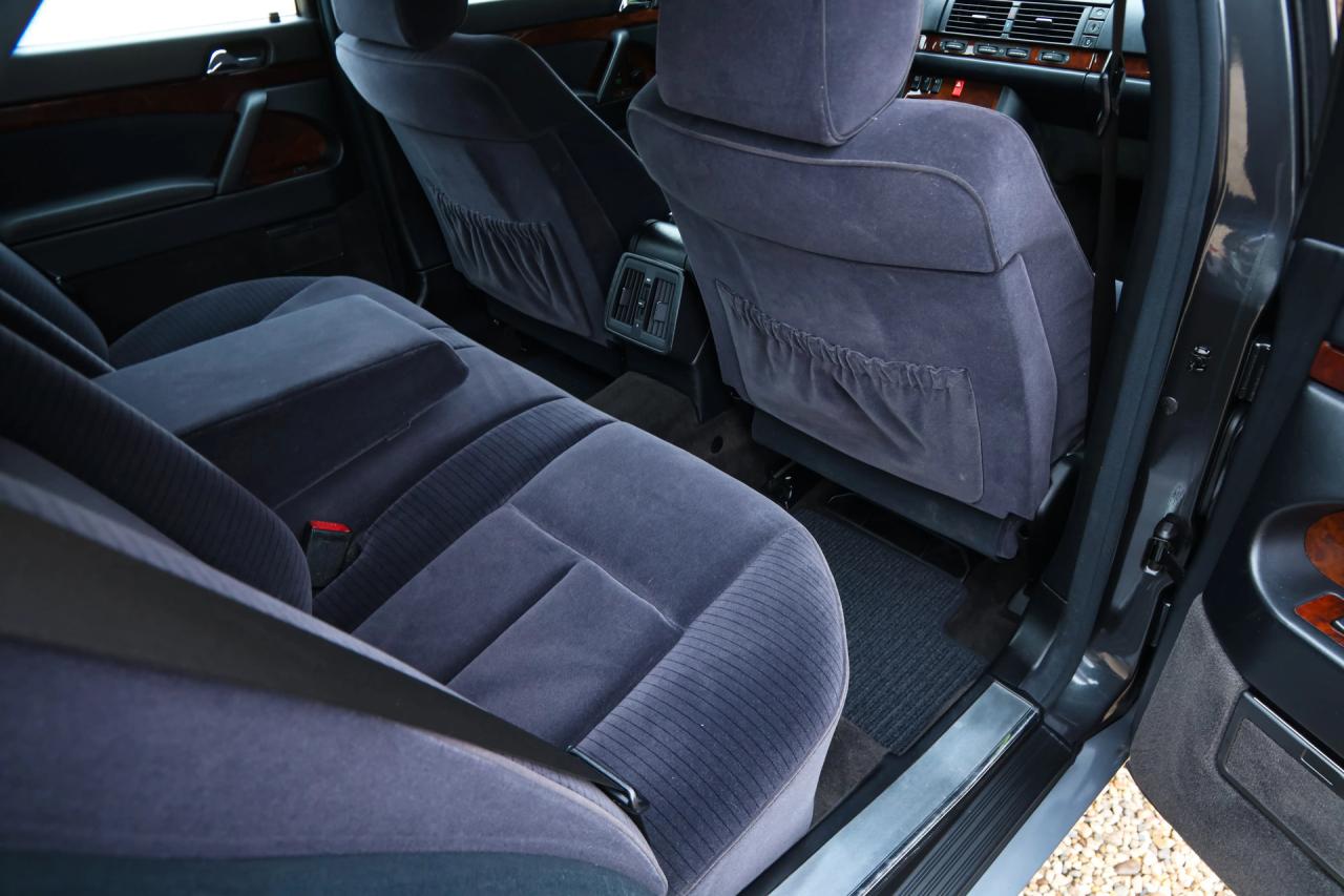 1991 Mercedes - Benz 400 SE &ldquo;The Cathedral&rdquo;