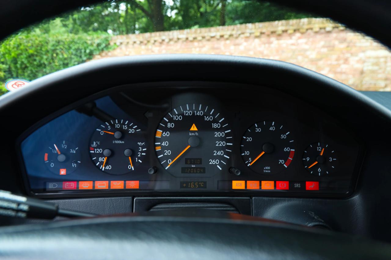 1991 Mercedes - Benz 400 SE &ldquo;The Cathedral&rdquo;