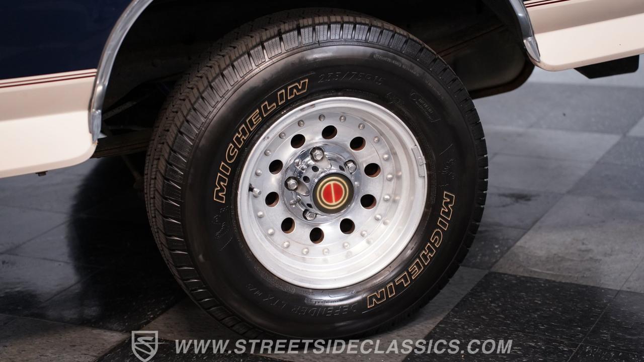 1992 Ford Bronco Eddie Bauer