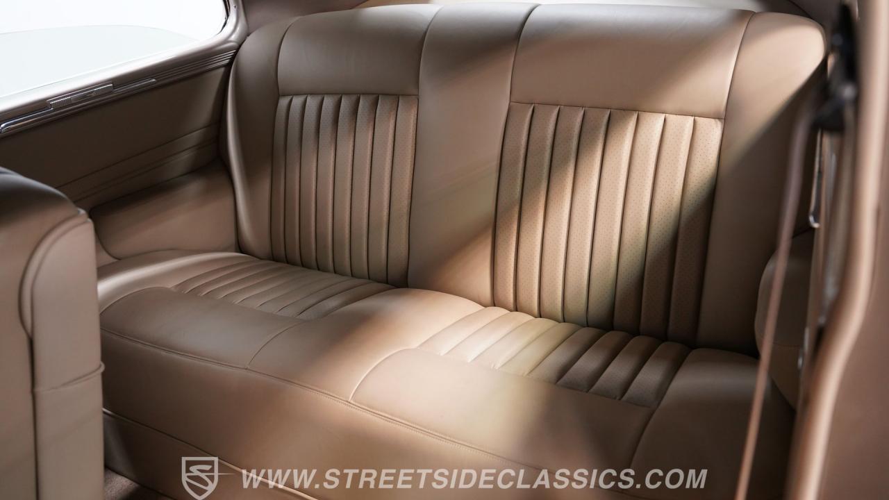 1948 Plymouth Deluxe