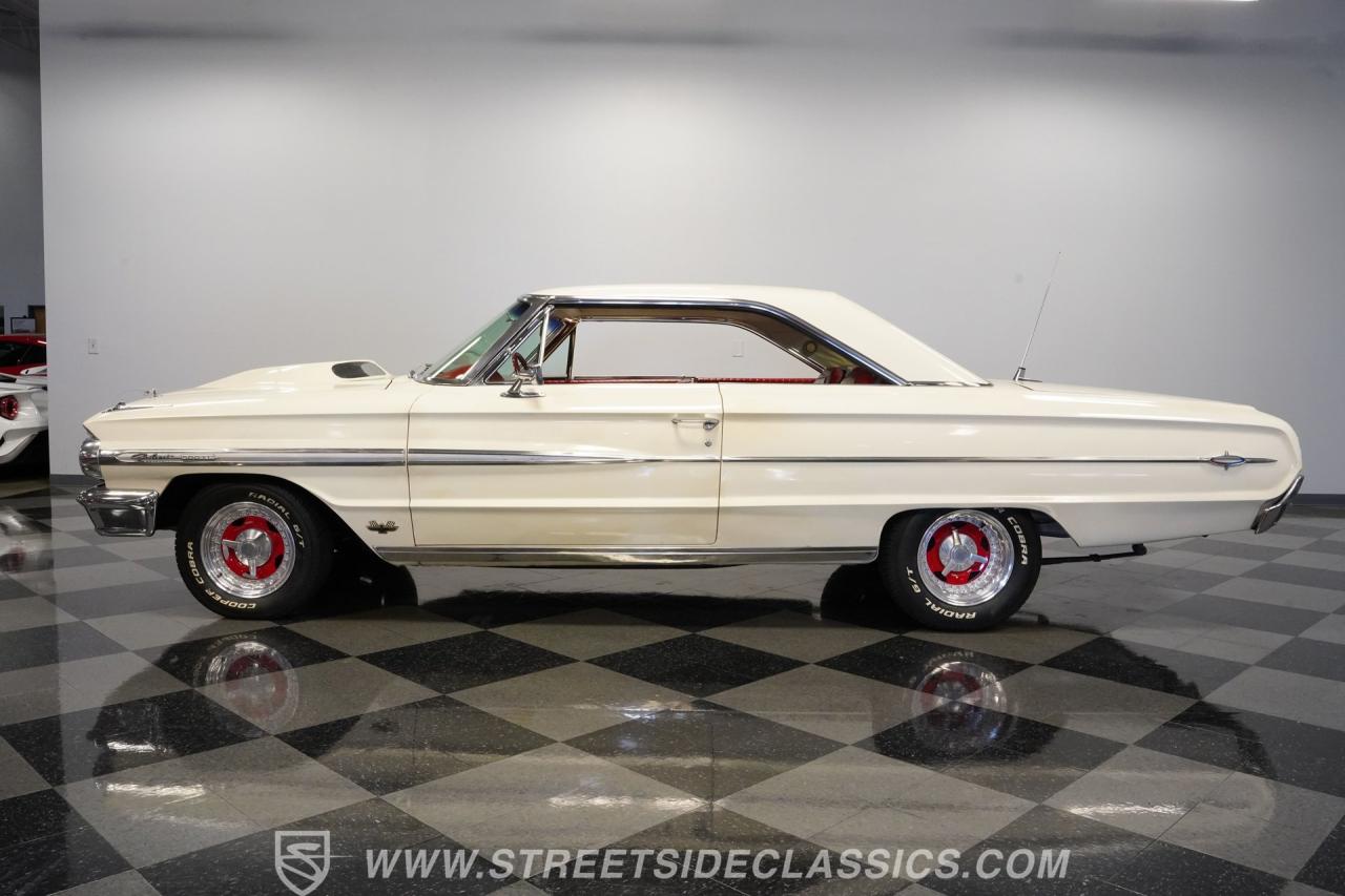 1964 Ford Galaxie 500 XL Fastback
