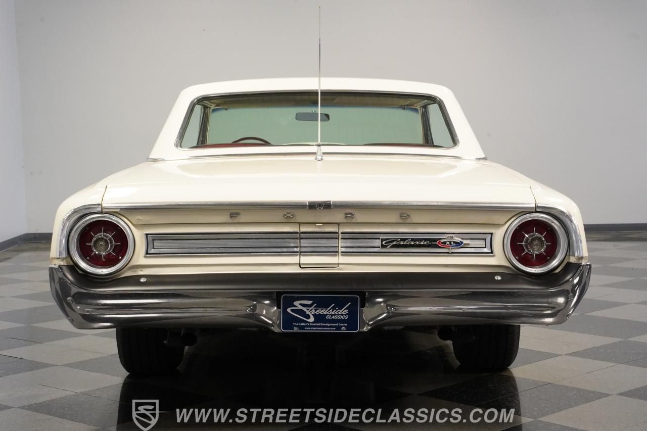 1964 Ford Galaxie 500 XL Fastback
