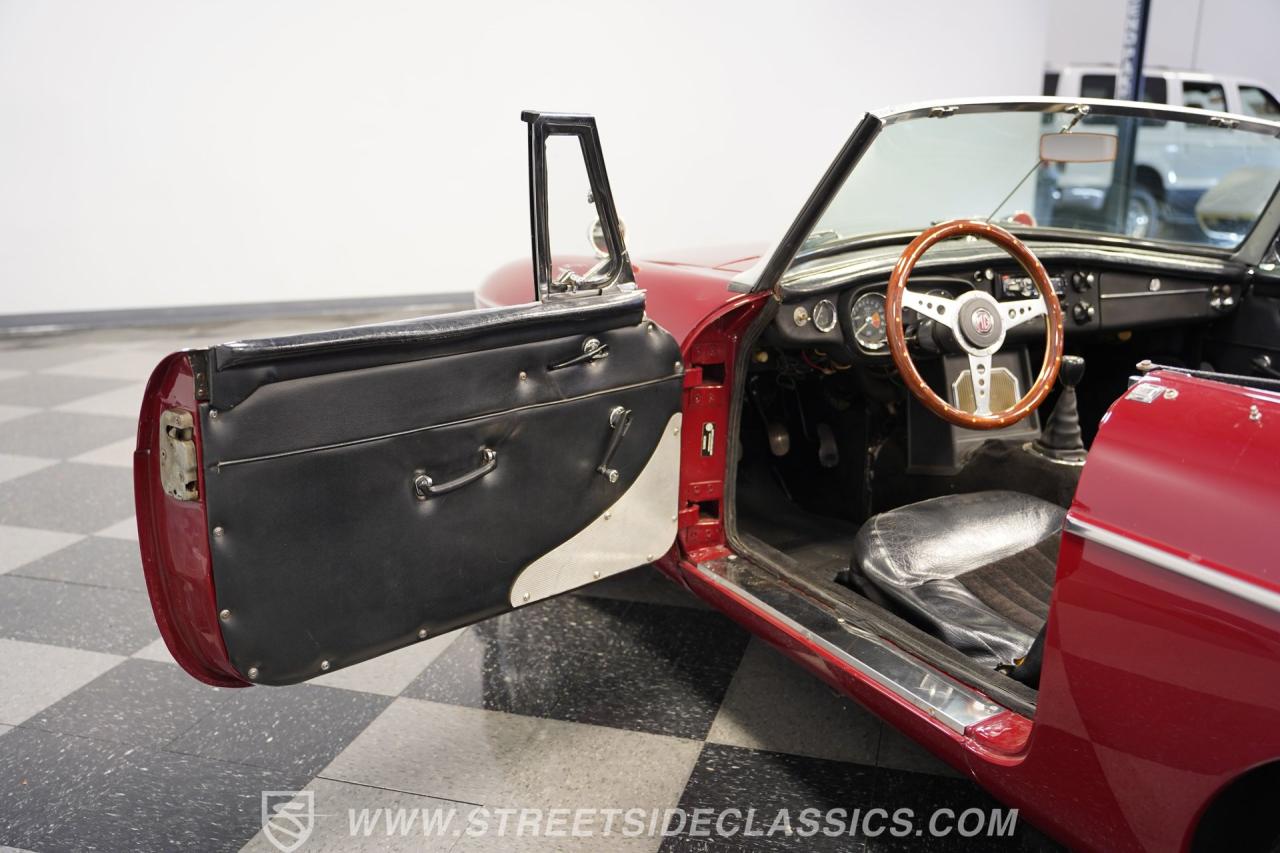 1965 MG MGB