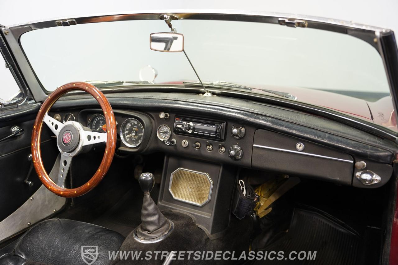 1965 MG MGB