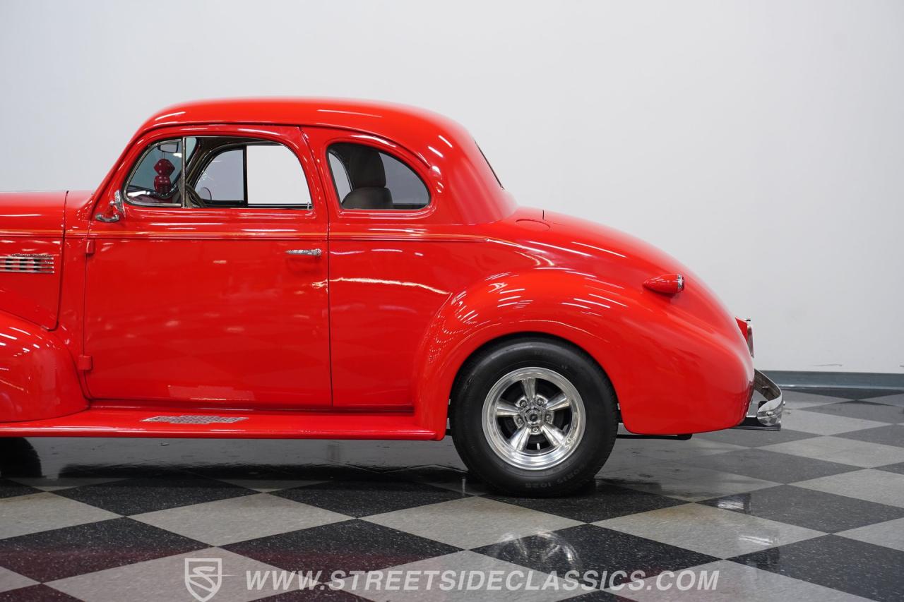 1939 Chevrolet 5 Window  Coupe Restomod