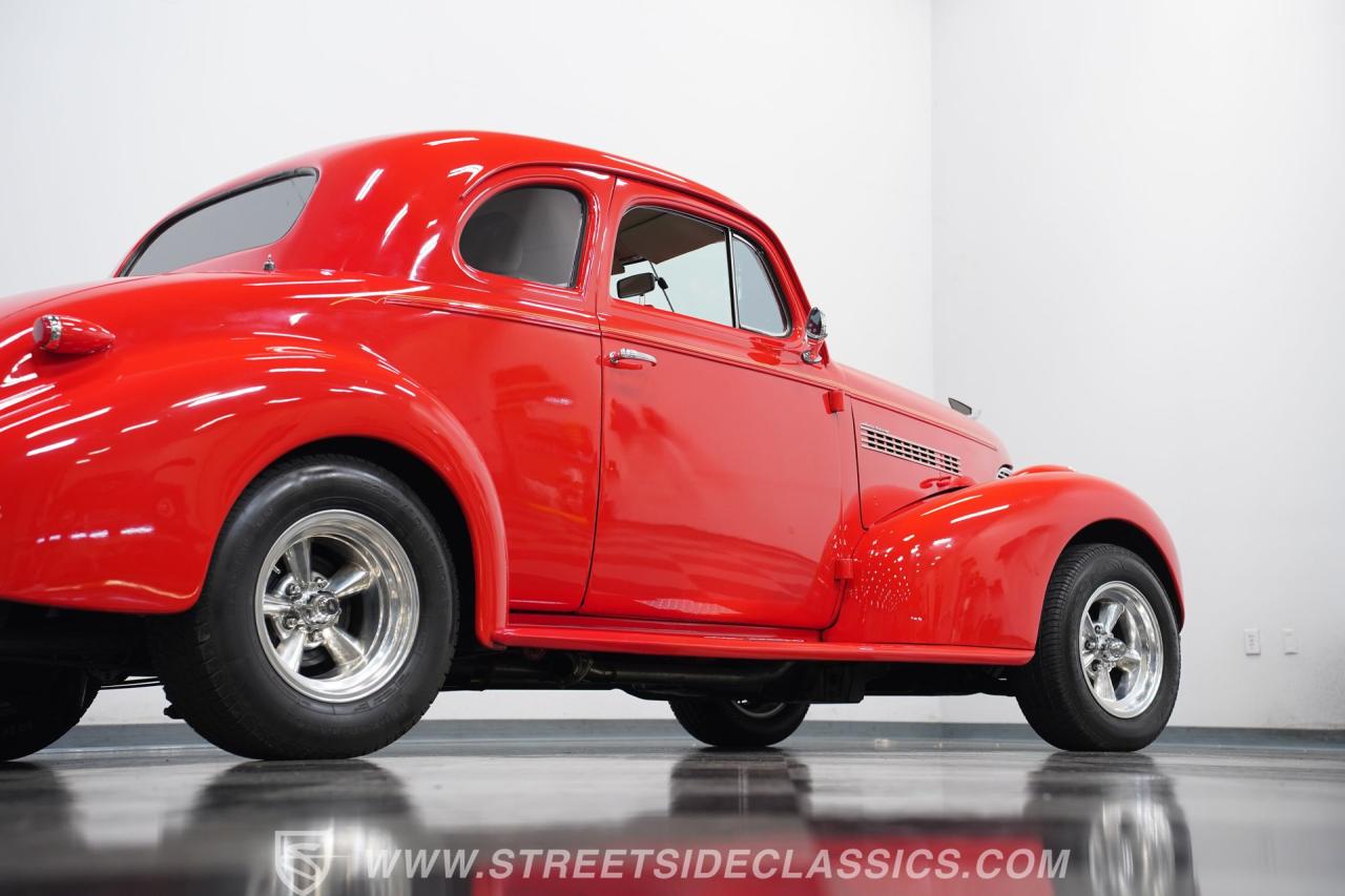 1939 Chevrolet 5 Window  Coupe Restomod