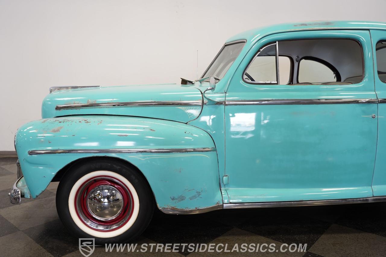 1948 Ford Deluxe Coupe