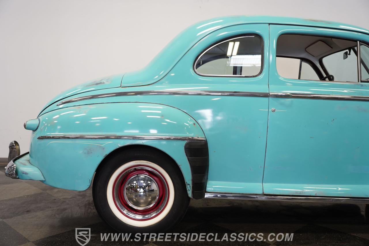 1948 Ford Deluxe Coupe