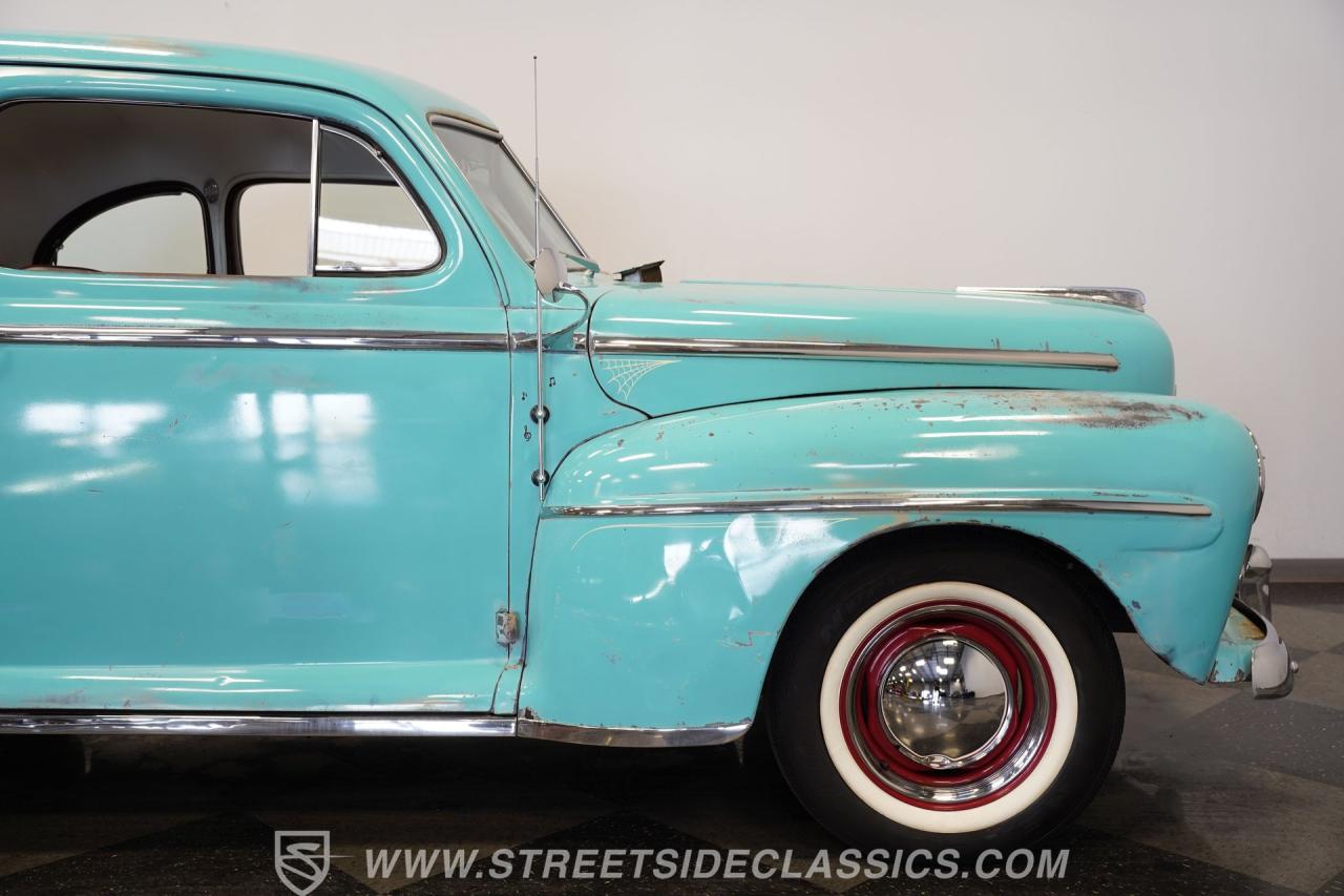 1948 Ford Deluxe Coupe