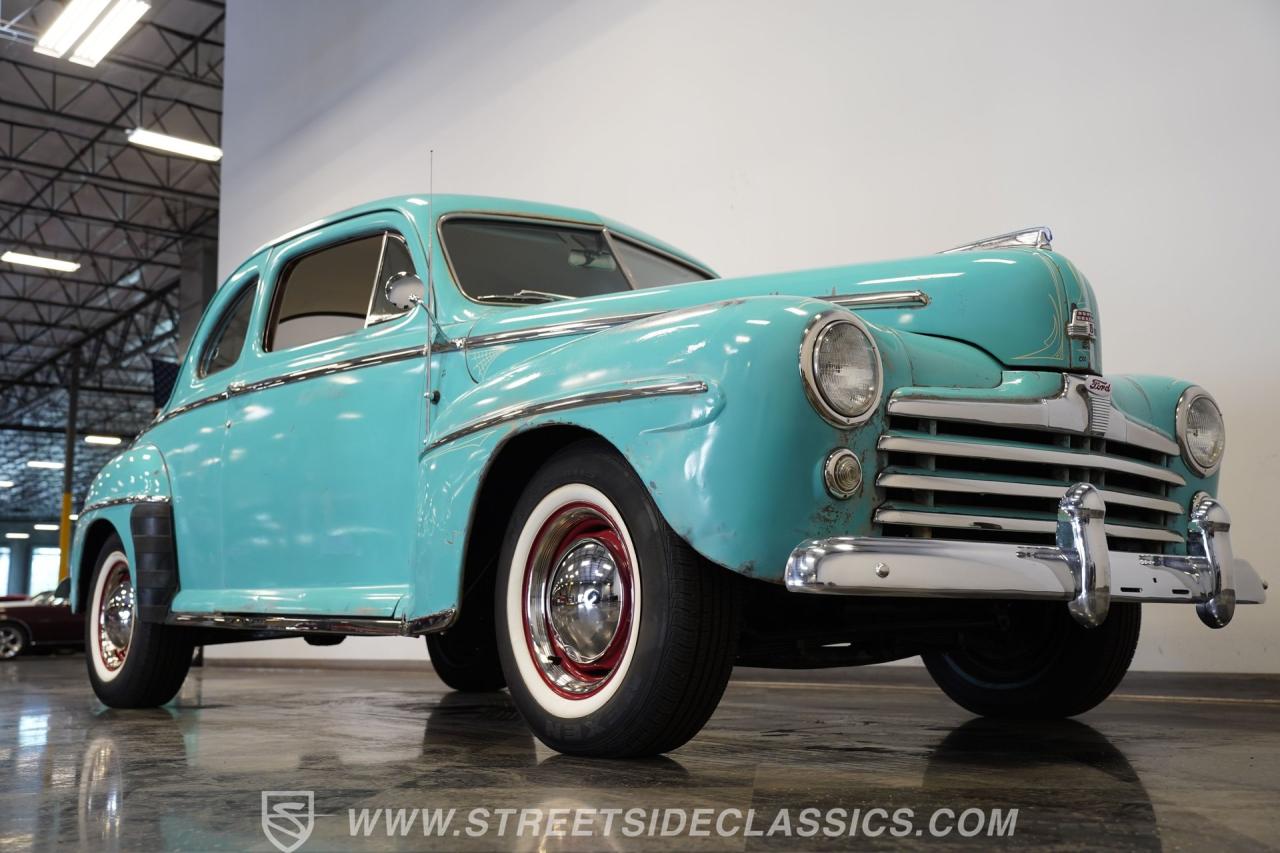 1948 Ford Deluxe Coupe