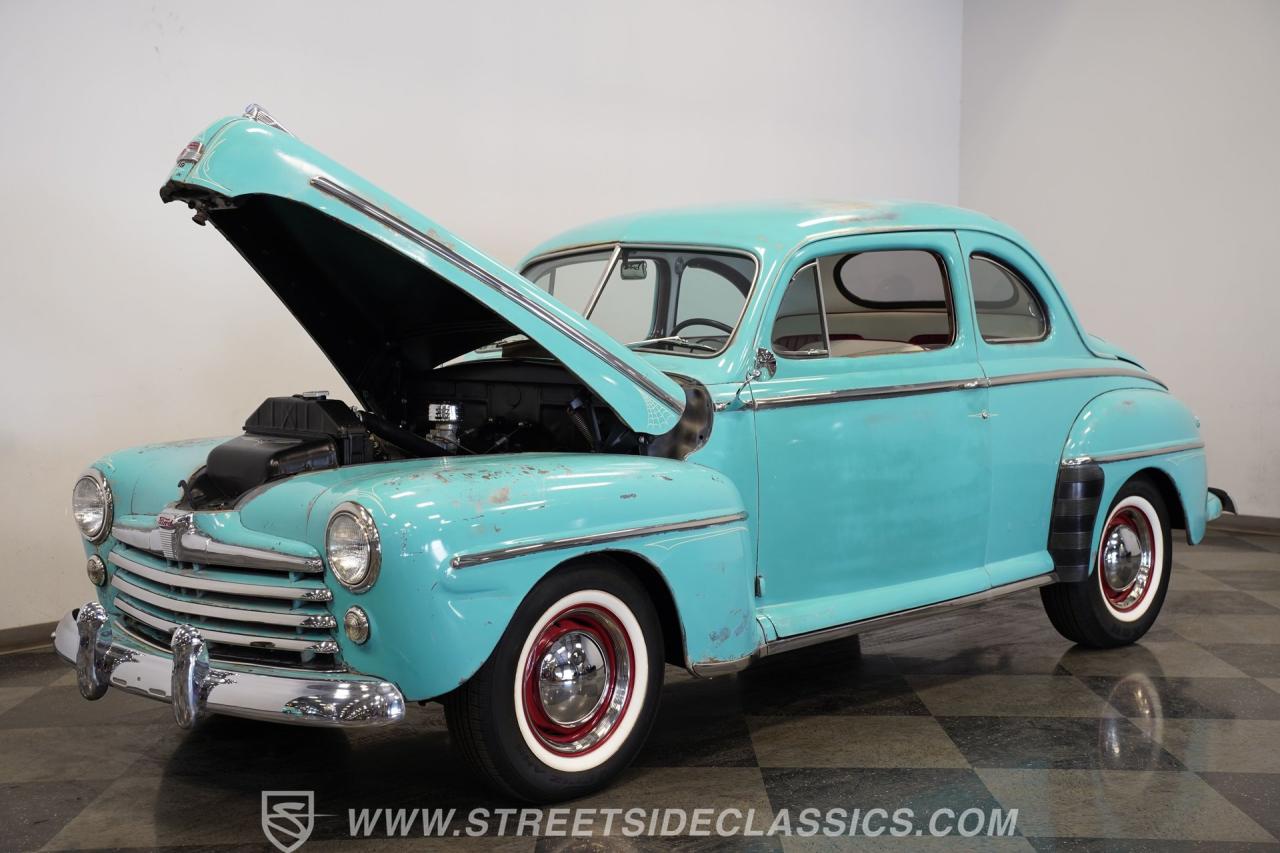1948 Ford Deluxe Coupe