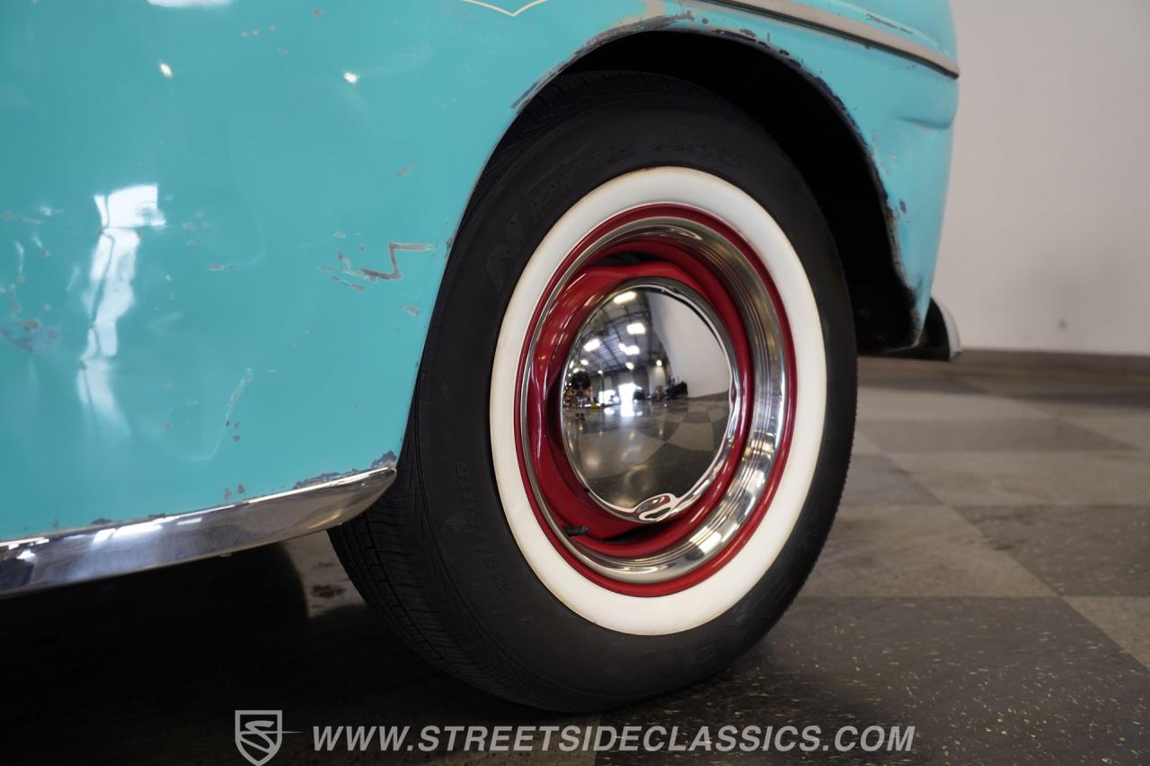1948 Ford Deluxe Coupe