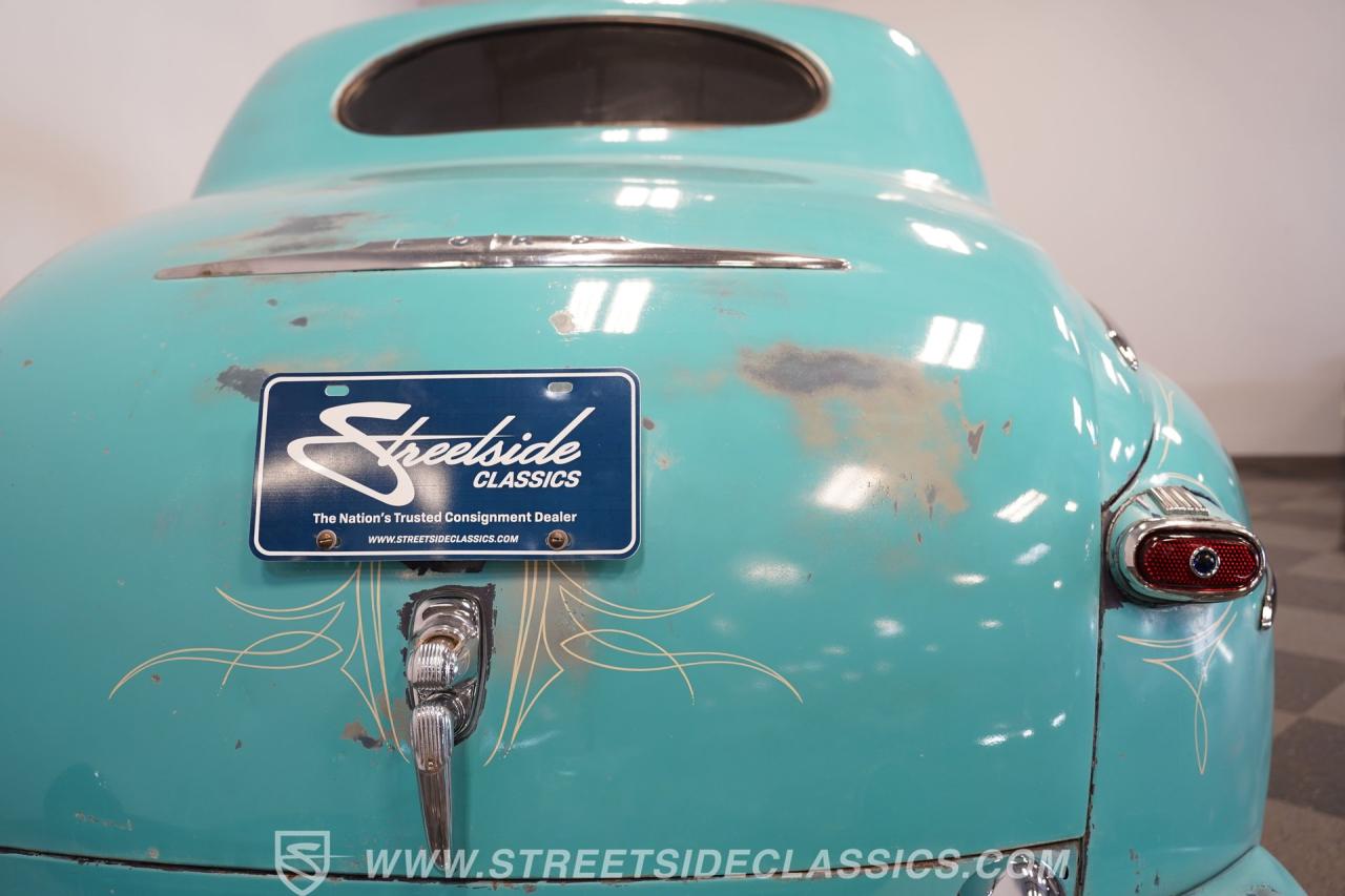 1948 Ford Deluxe Coupe