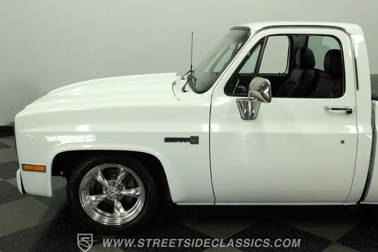 1986 GMC C1500 Sierra Classic Restomod