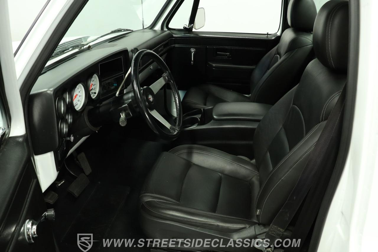 1986 GMC C1500 Sierra Classic Restomod