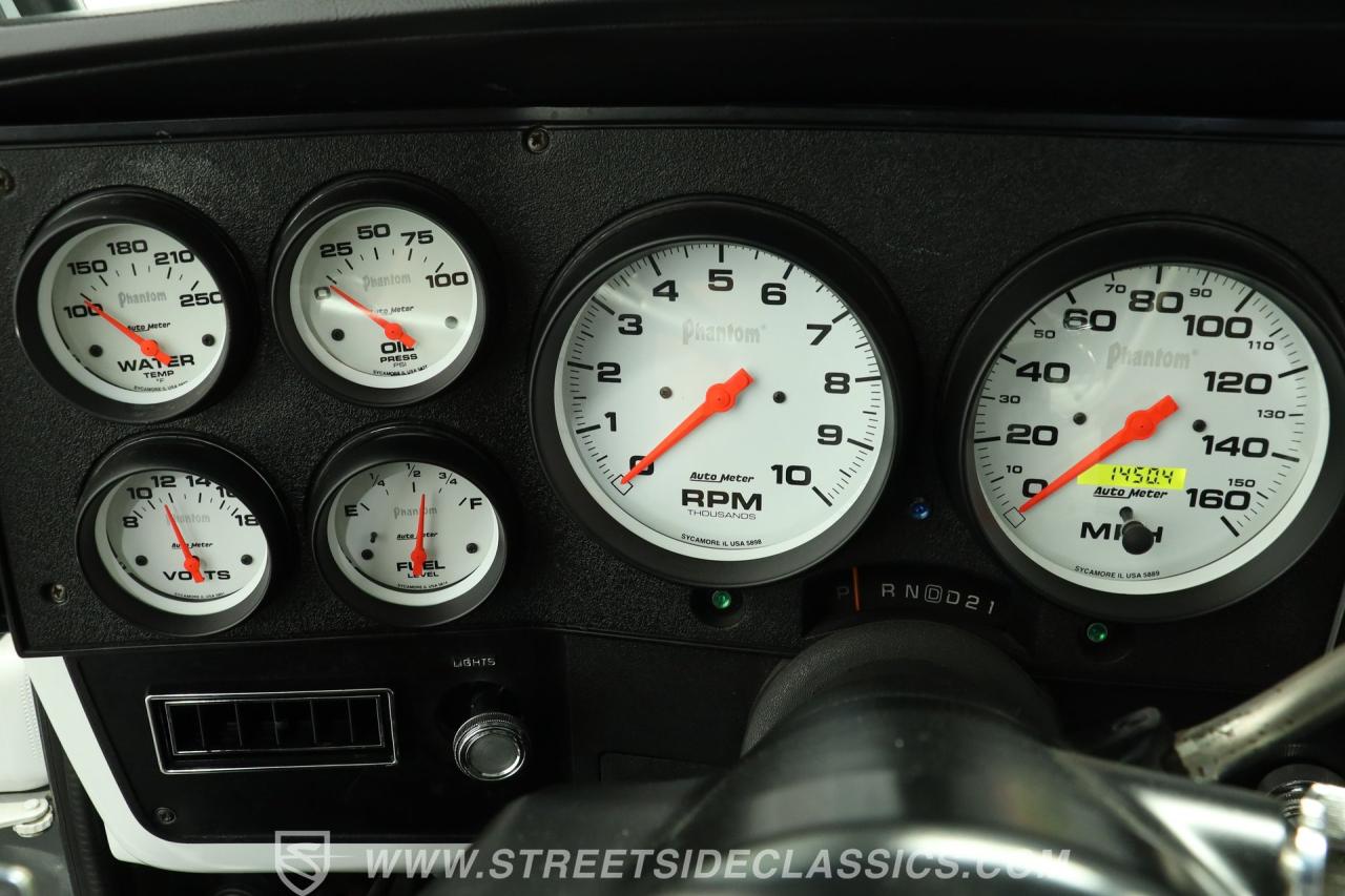 1986 GMC C1500 Sierra Classic Restomod
