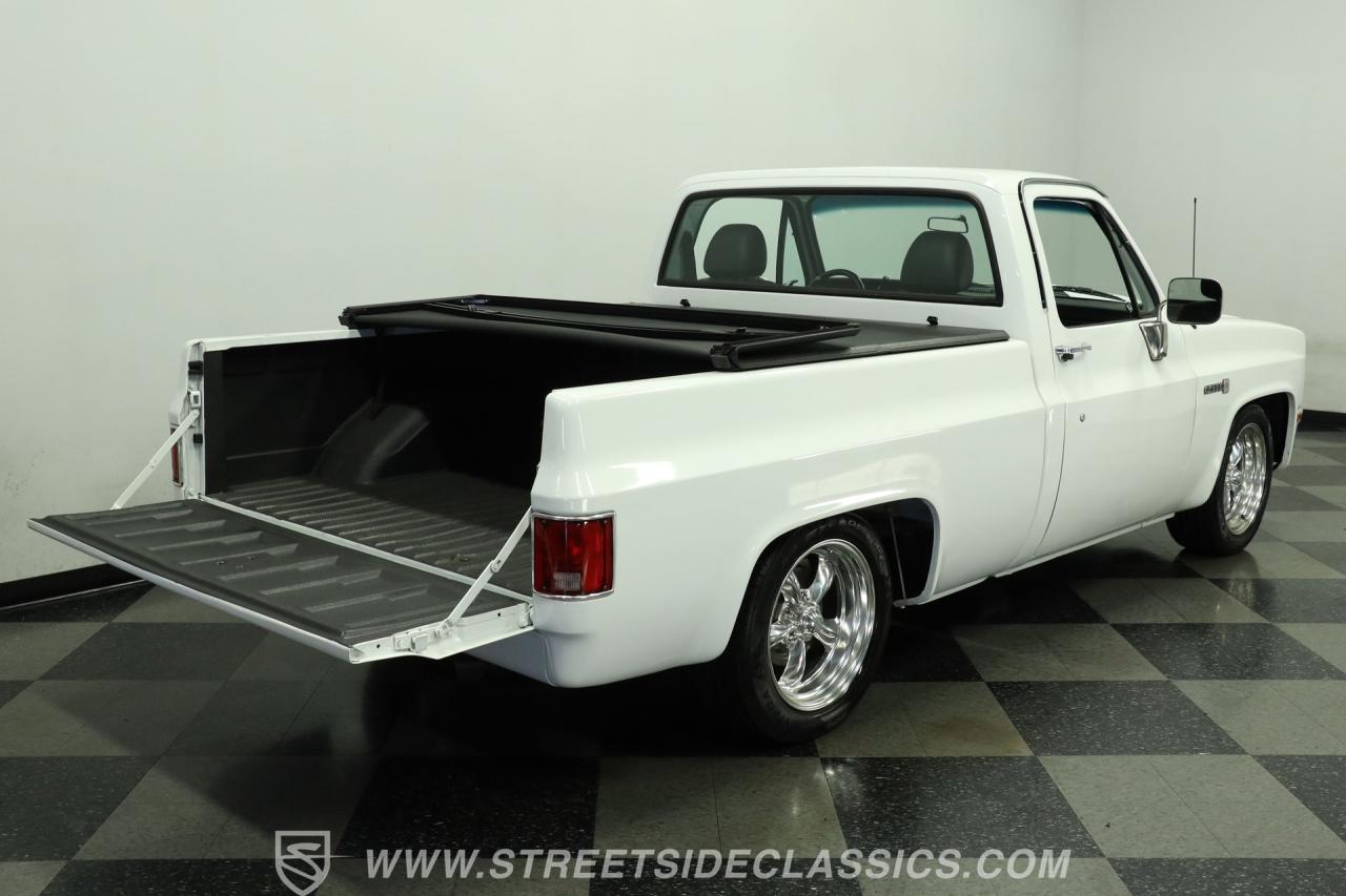 1986 GMC C1500 Sierra Classic Restomod