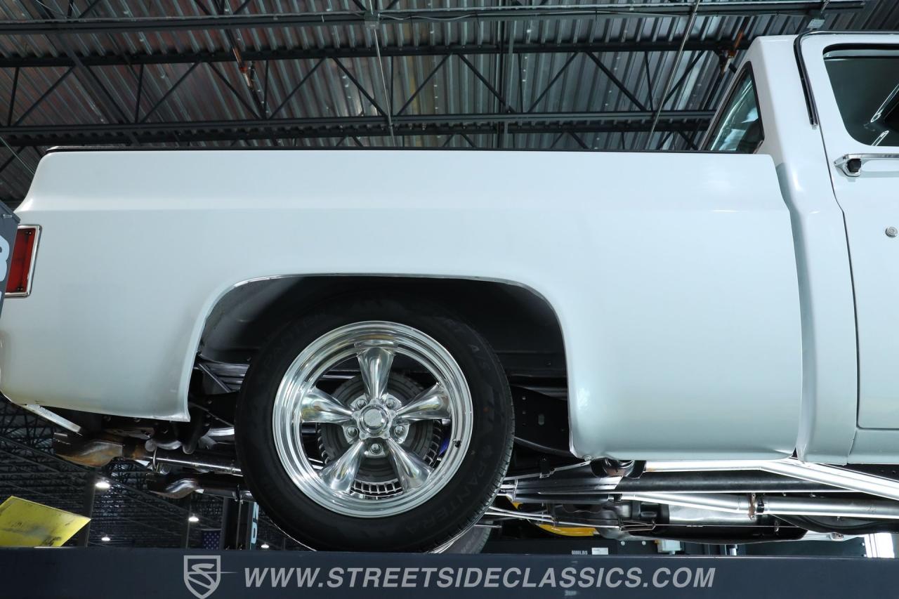 1986 GMC C1500 Sierra Classic Restomod