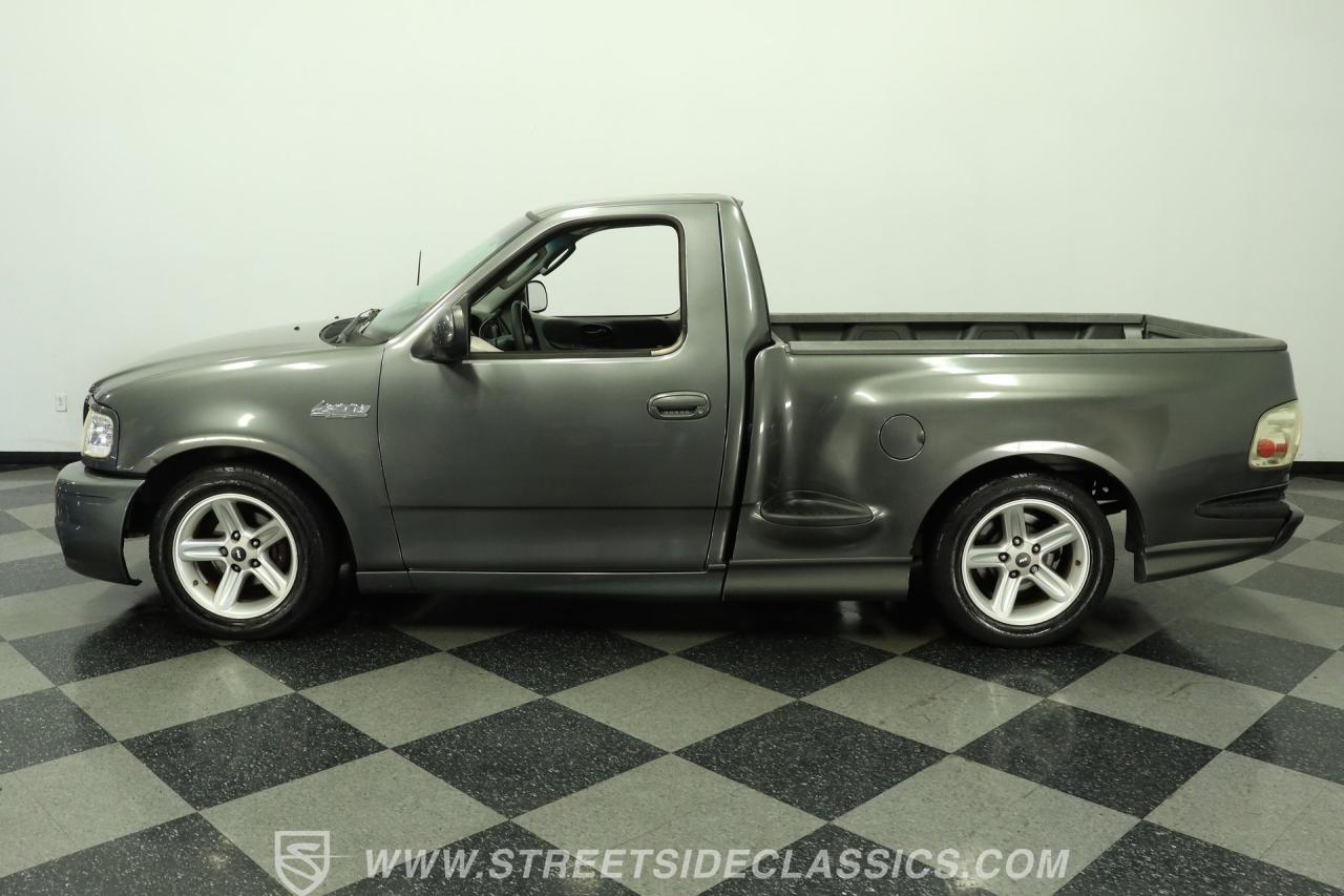 2003 Ford F-150 Lightning SVT