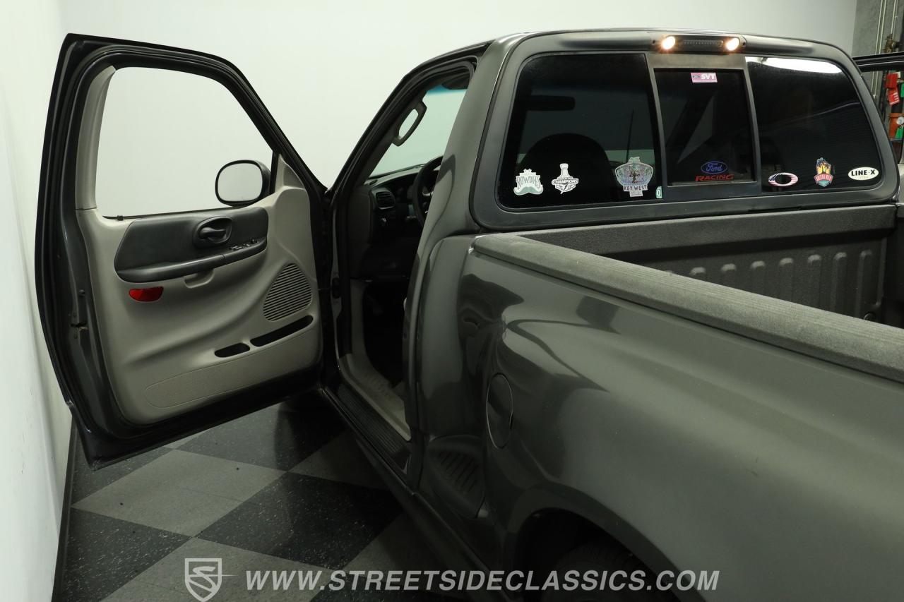 2003 Ford F-150 Lightning SVT