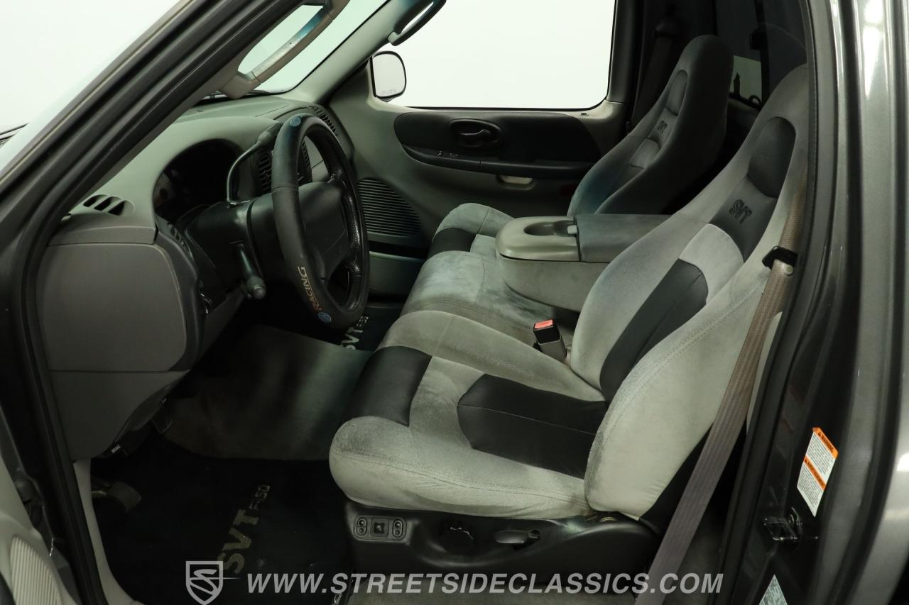 2003 Ford F-150 Lightning SVT