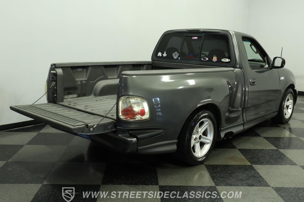 2003 Ford F-150 Lightning SVT