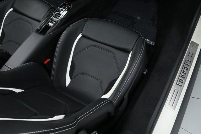 2025 Ferrari 296 GTS