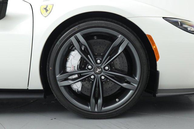 2025 Ferrari 296 GTS