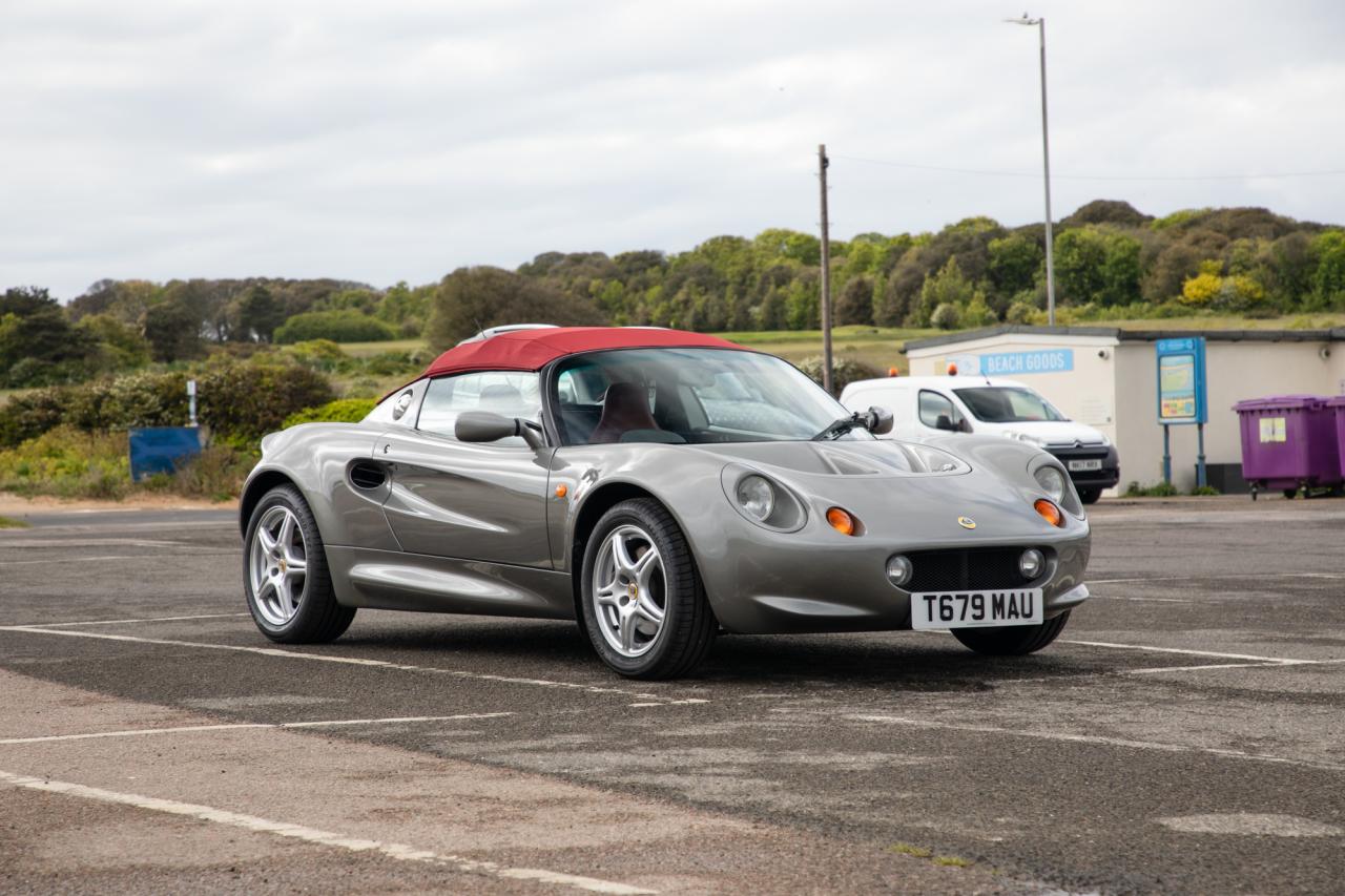1999 Lotus Elise S1