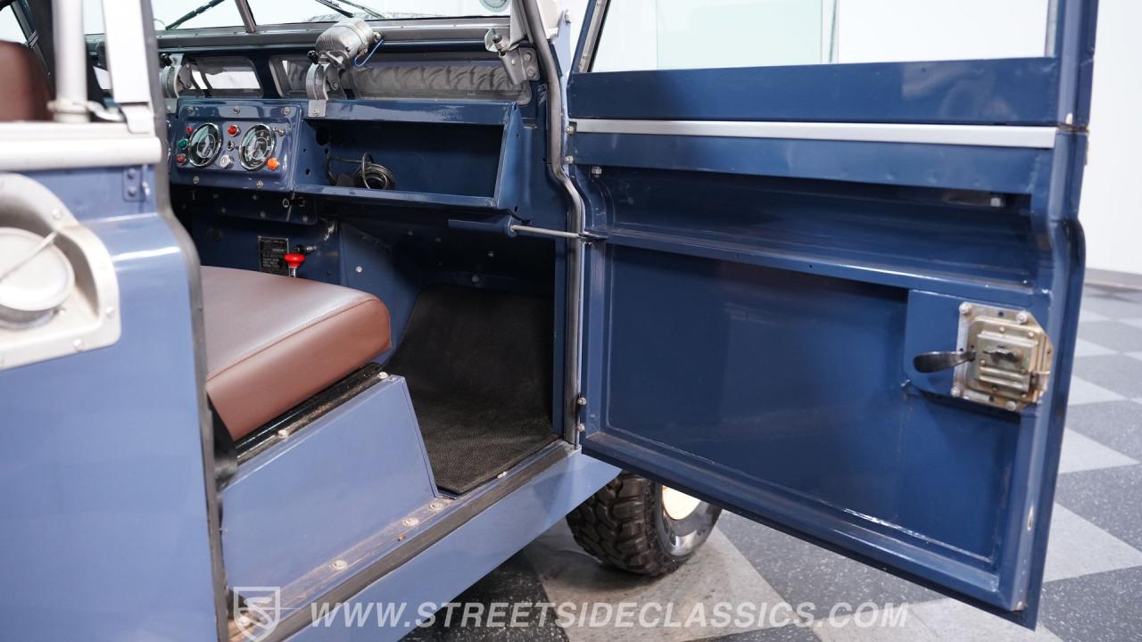 1967 Land Rover Series 2 Santana