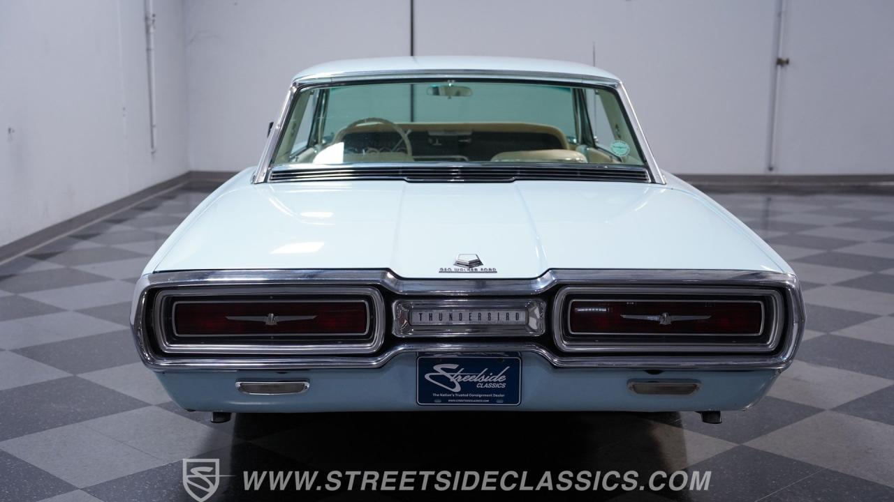 1964 Ford Thunderbird