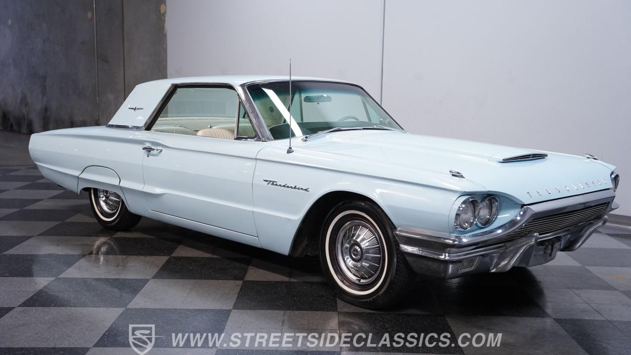 1964 Ford Thunderbird