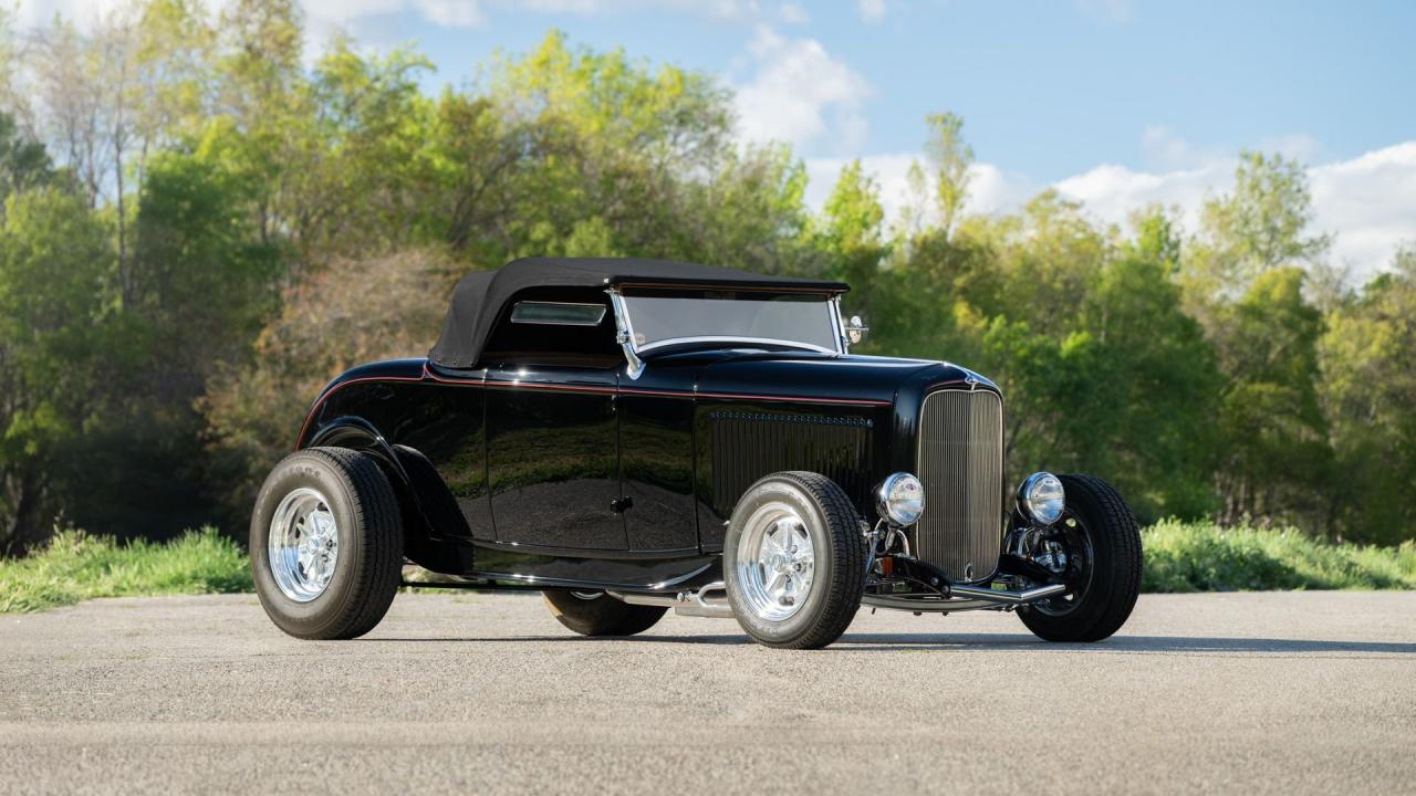 1932 Ford Hot Rod 'High-Boy' Roadster
