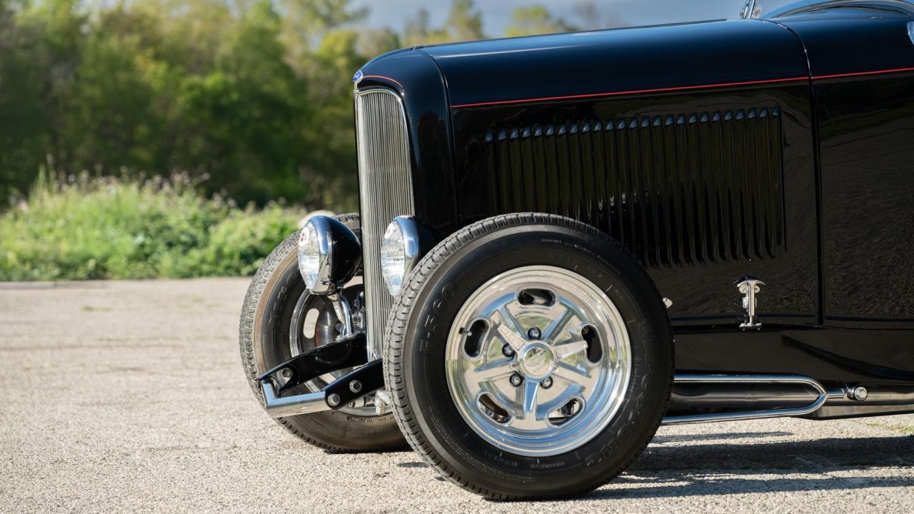 1932 Ford Hot Rod 'High-Boy' Roadster