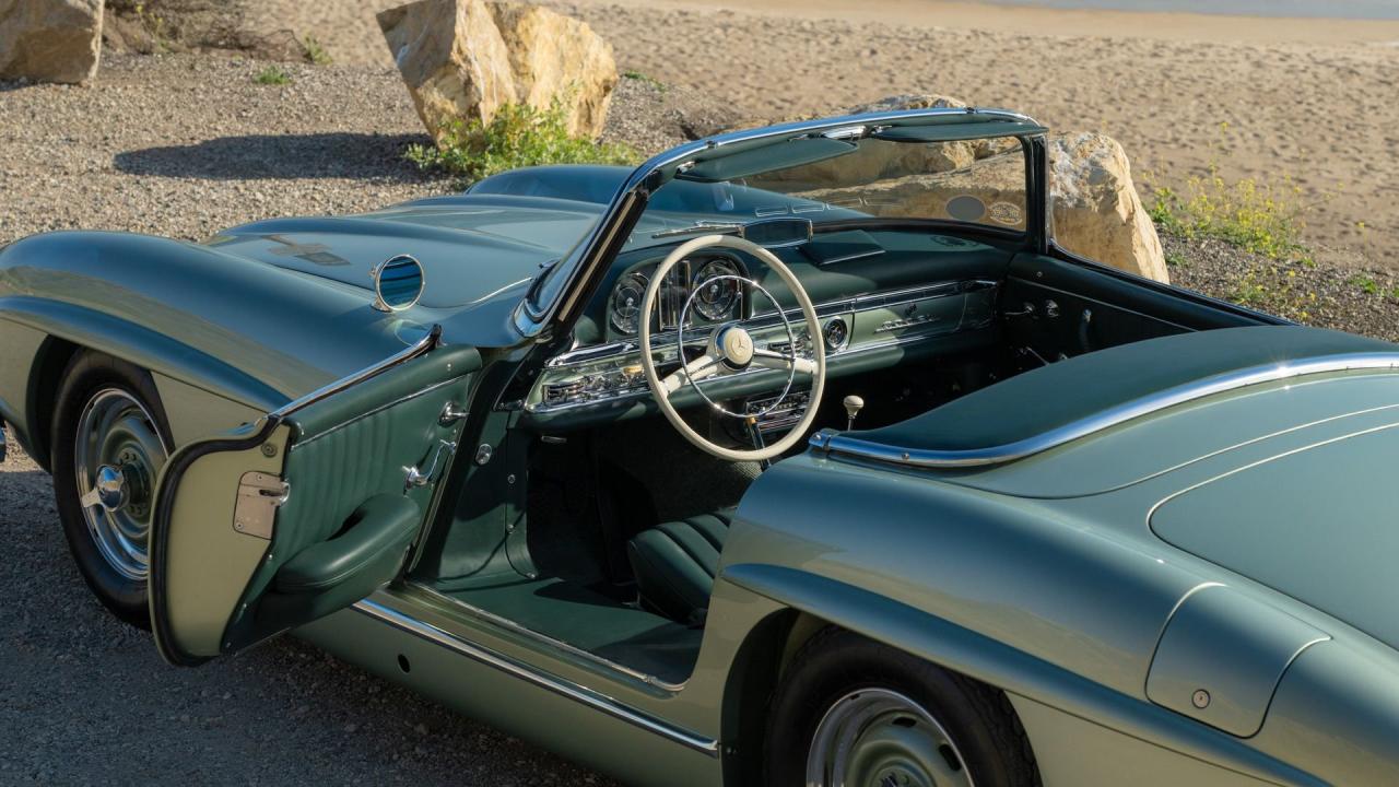 1957 Mercedes - Benz 300 SL Roadster