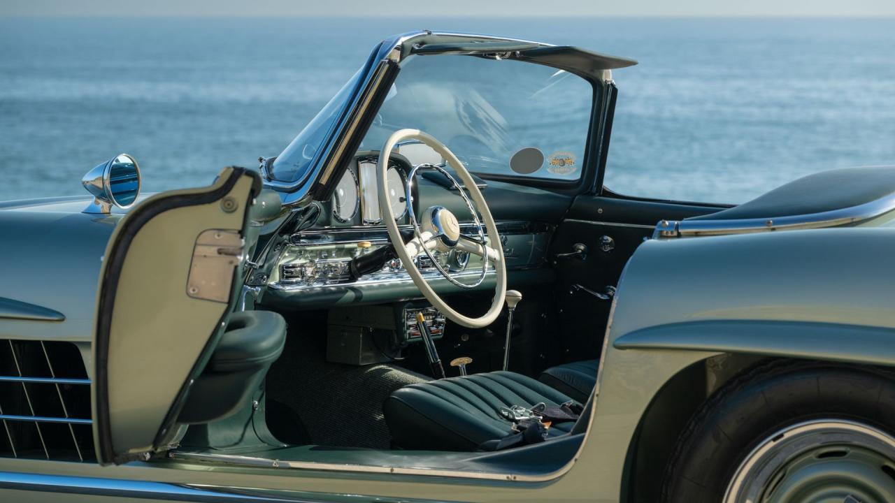 1957 Mercedes - Benz 300 SL Roadster