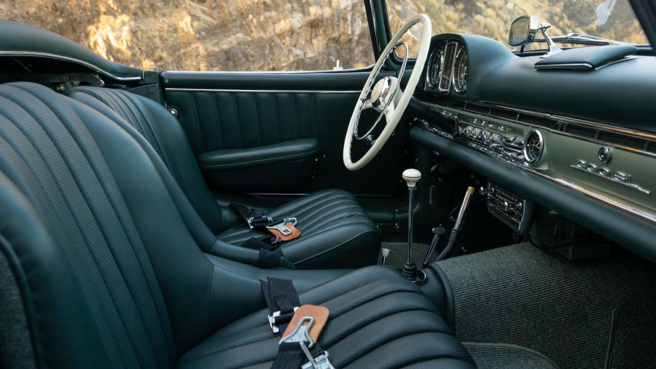 1957 Mercedes - Benz 300 SL Roadster