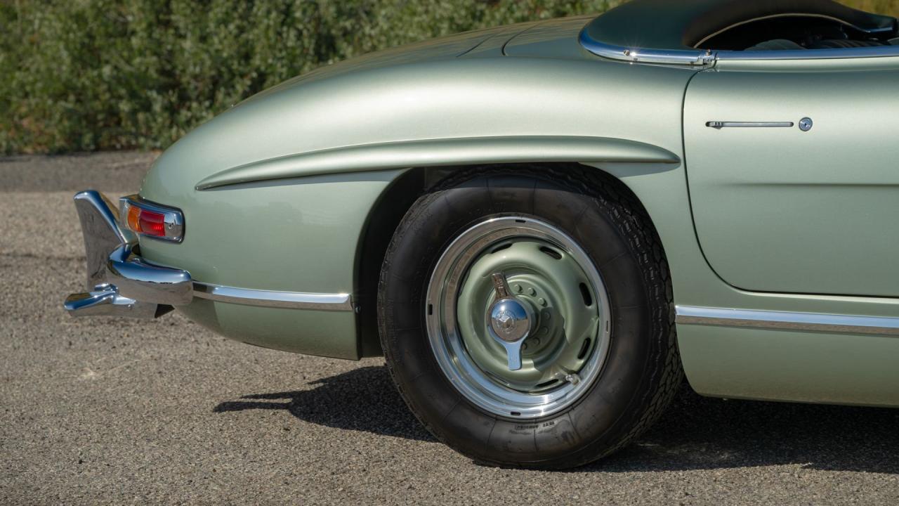 1957 Mercedes - Benz 300 SL Roadster