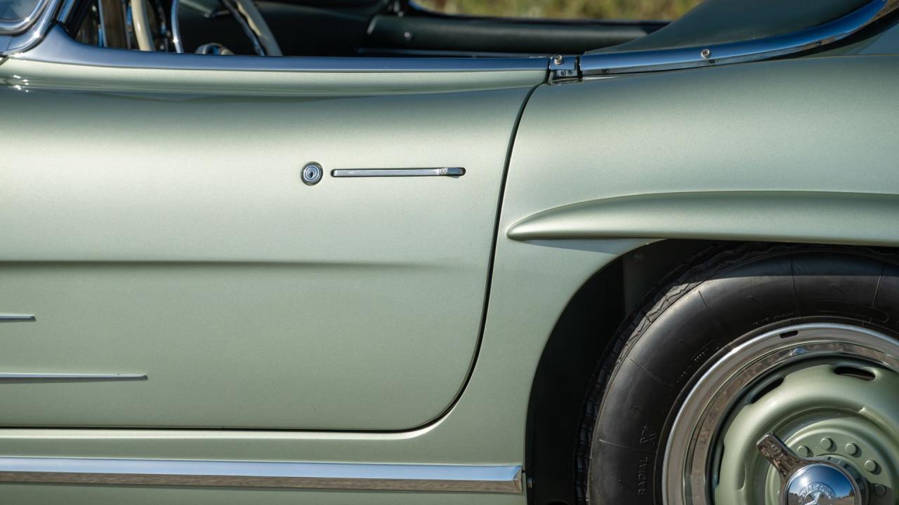 1957 Mercedes - Benz 300 SL Roadster
