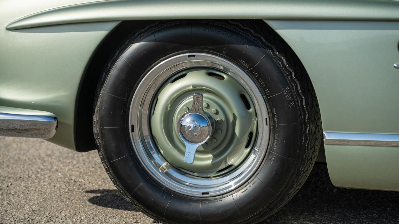 1957 Mercedes - Benz 300 SL Roadster