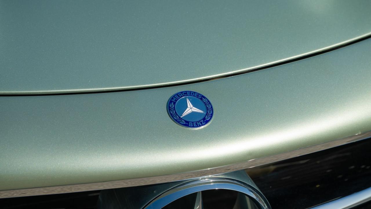 1957 Mercedes - Benz 300 SL Roadster